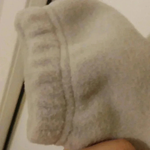 R&R  Sport pull over sweater - Picture 4 of 7